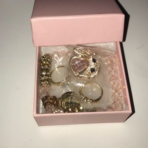 Mini Cute pink accessory box